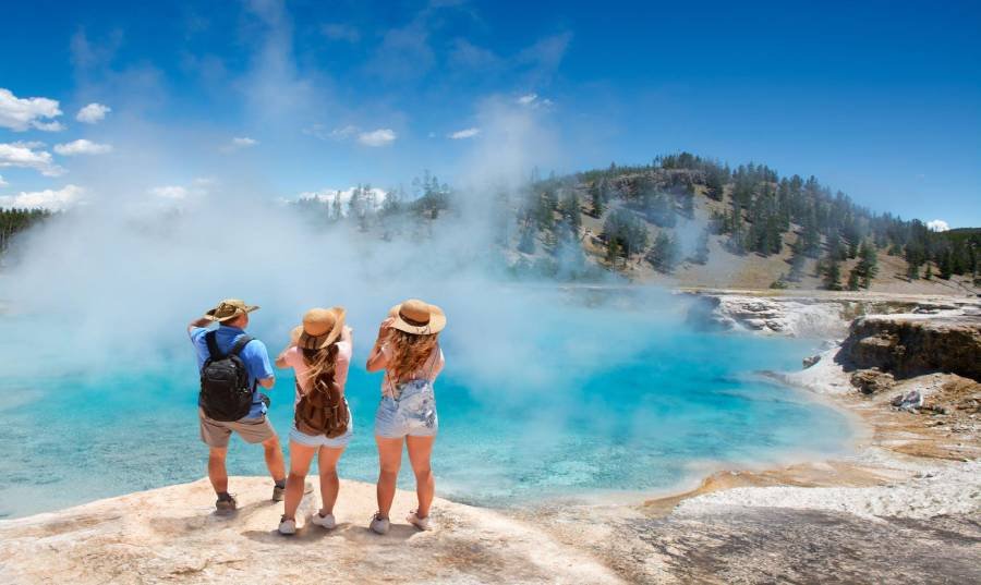 National-parks-like-Yellowstone, Family Vacation Ideas